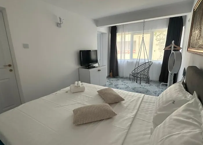 Forest House Деревянный коттедж Эфорие Норд